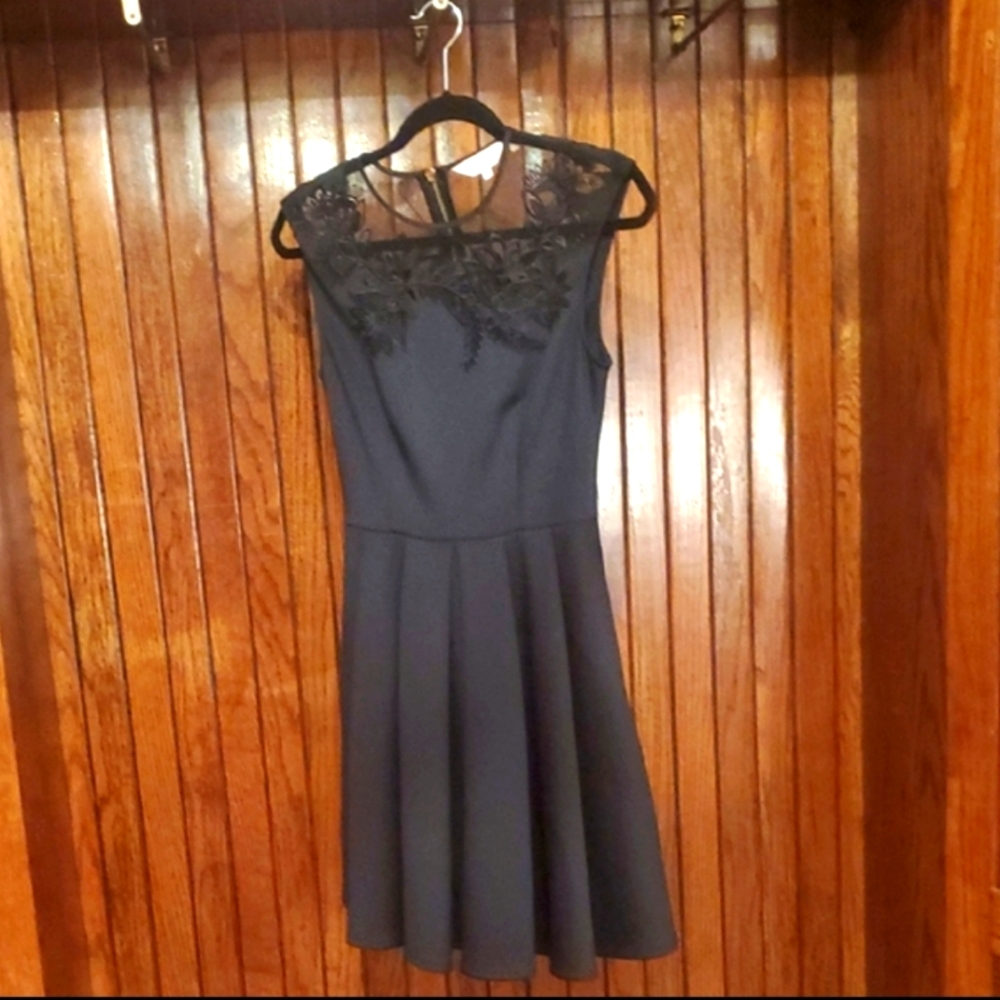 TED BAKER LONDON SIZE 1 ~Size 2/4 Elegant Black Lace Dress